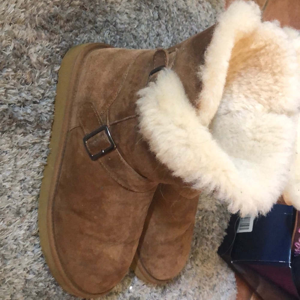 Beautiful comfortable boots 7